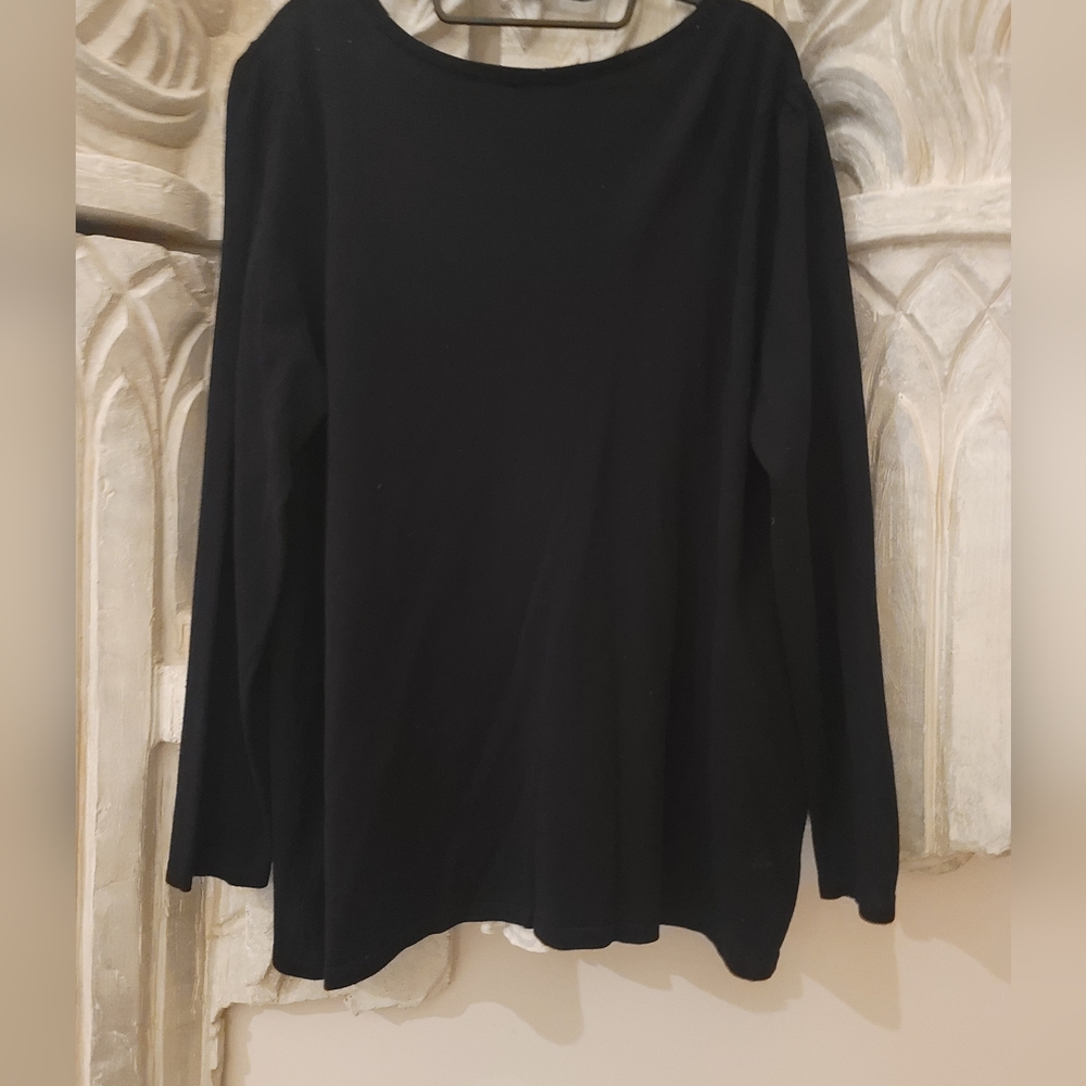 Sweater - Picture 4 of 5